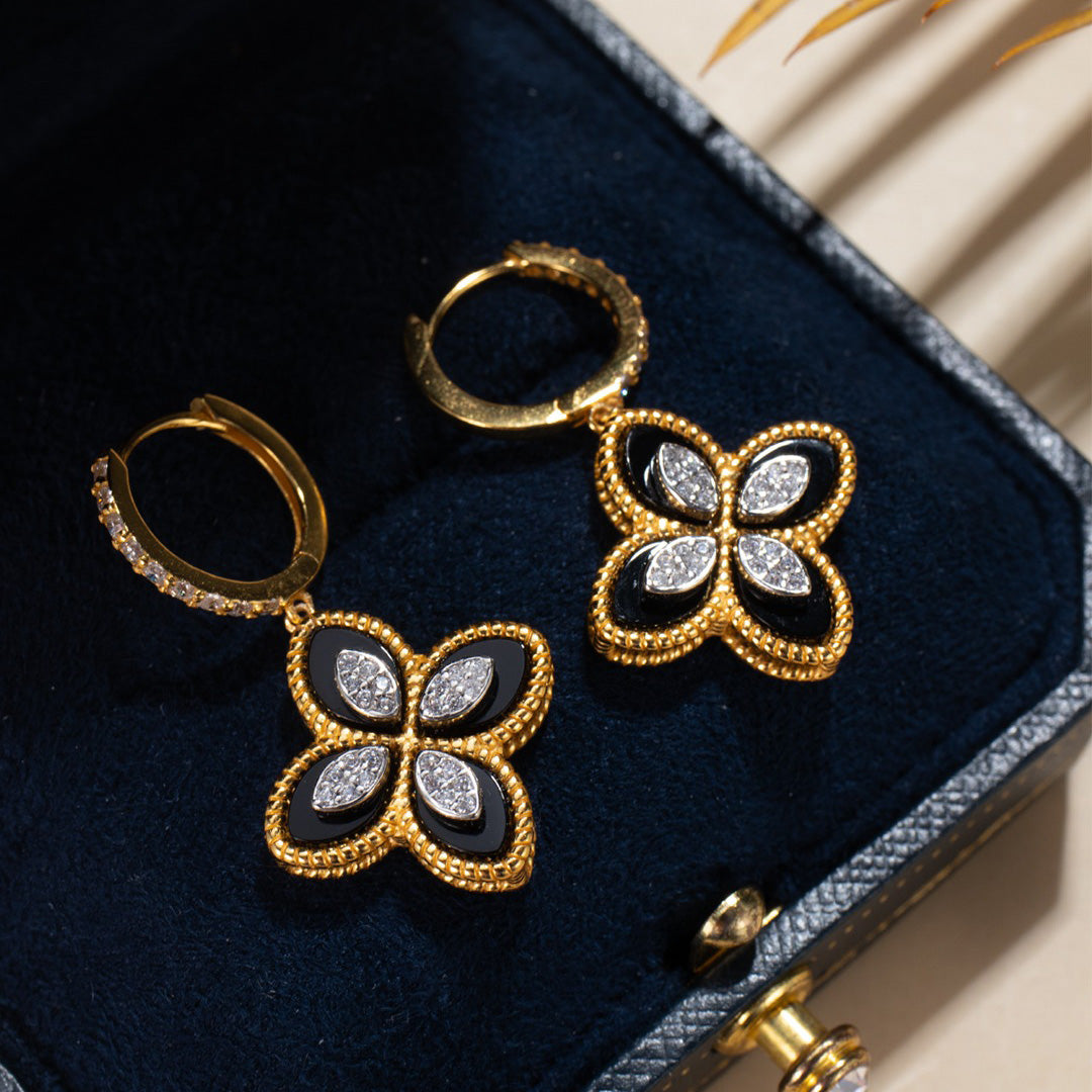 Boucles d'oreilles pendantes trèfle 6170