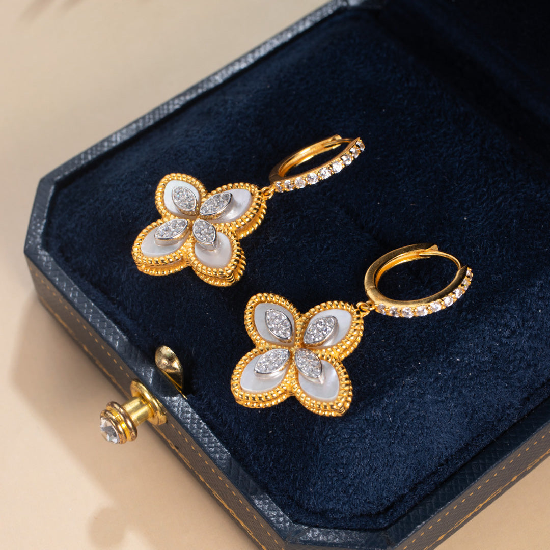 Boucles d'oreilles pendantes trèfle 6170