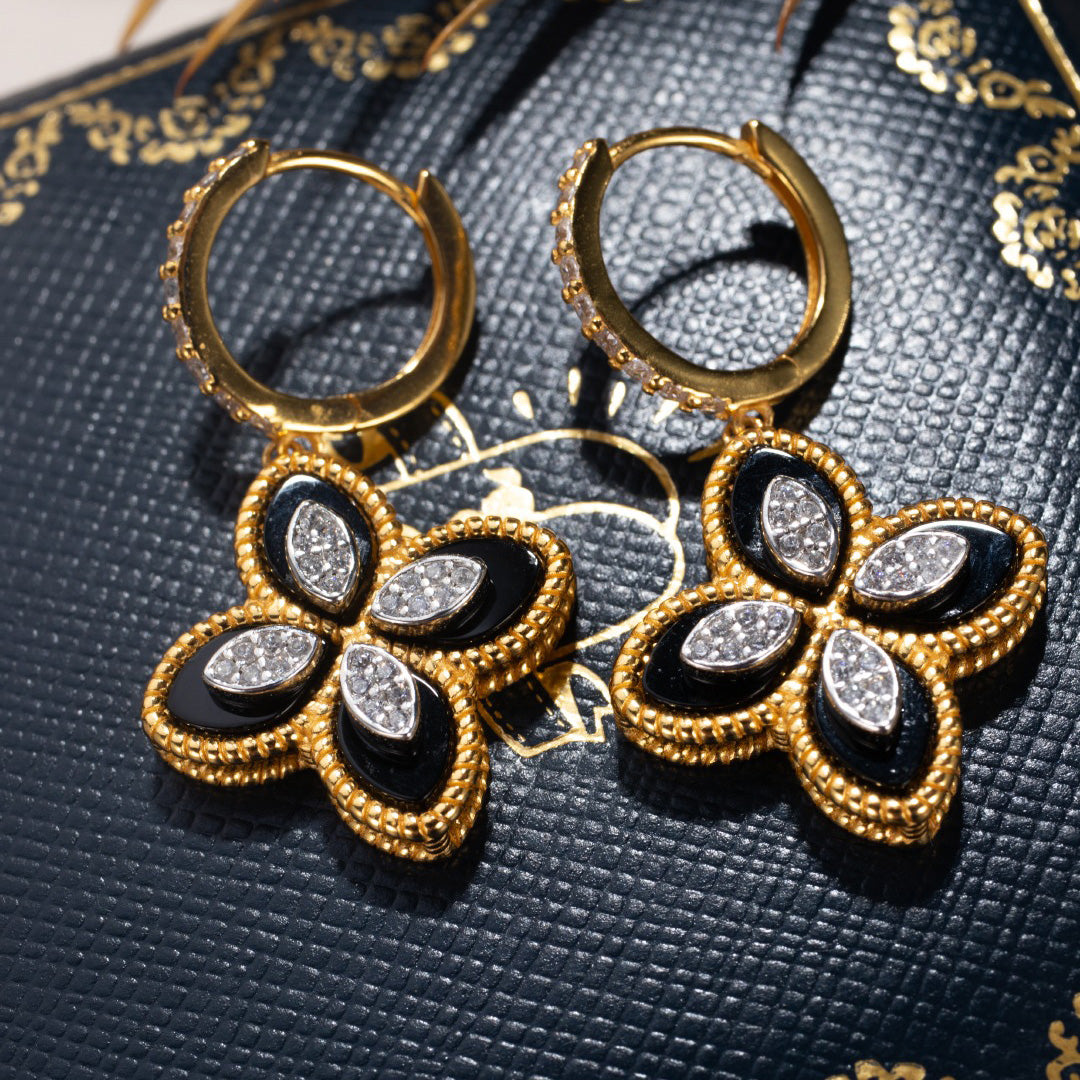 Boucles d'oreilles pendantes trèfle 6170