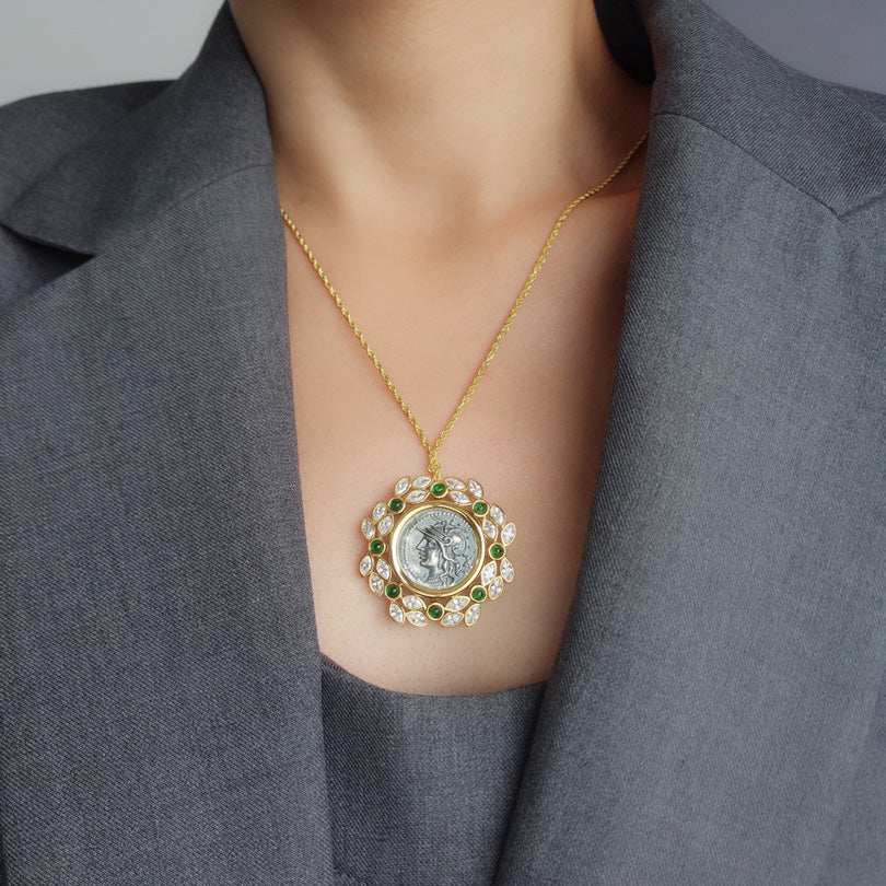 Pendentif guirlande de pièces de monnaie romaines 6177