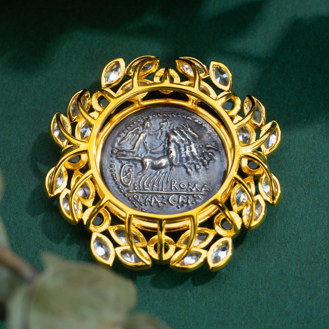 Pendentif guirlande de pièces de monnaie romaines 6177