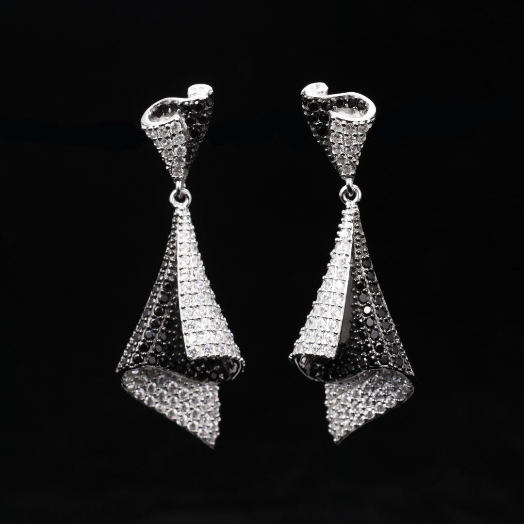 Boucles d'oreilles géométriques pavées 6181