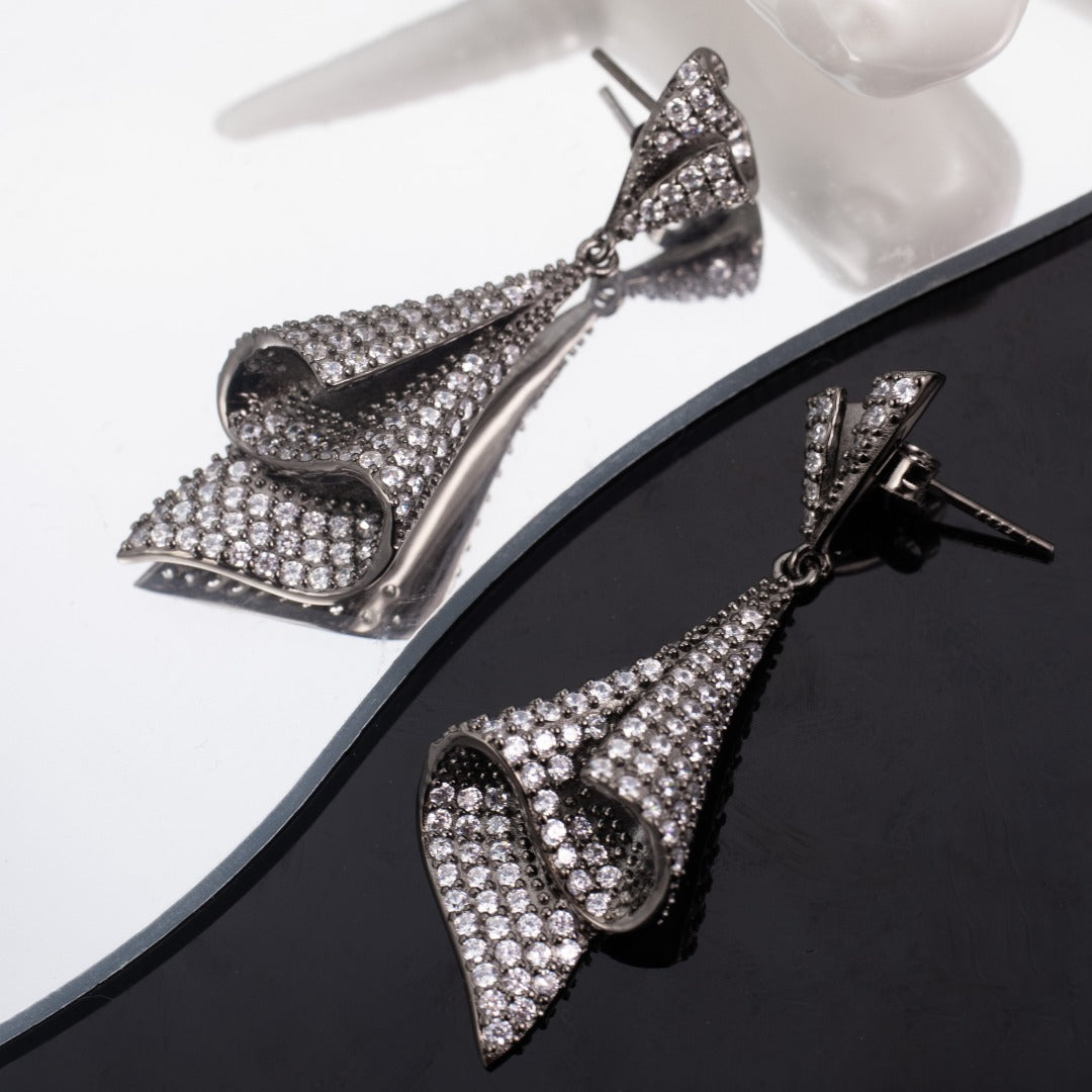 Boucles d'oreilles géométriques pavées 6181