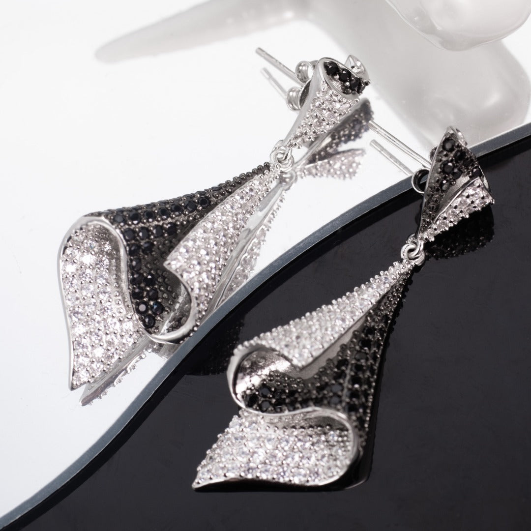 Boucles d'oreilles géométriques pavées 6181