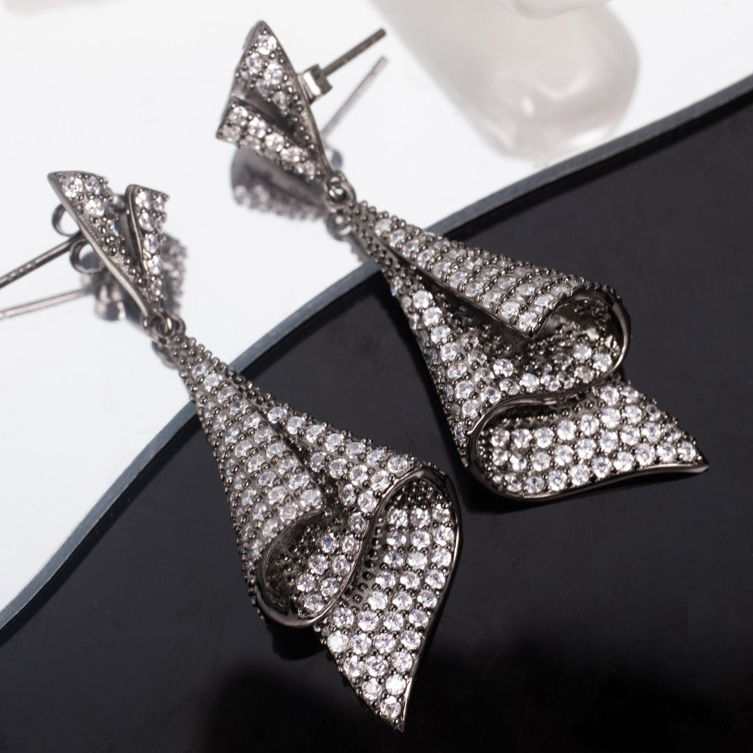 Boucles d'oreilles géométriques pavées 6181
