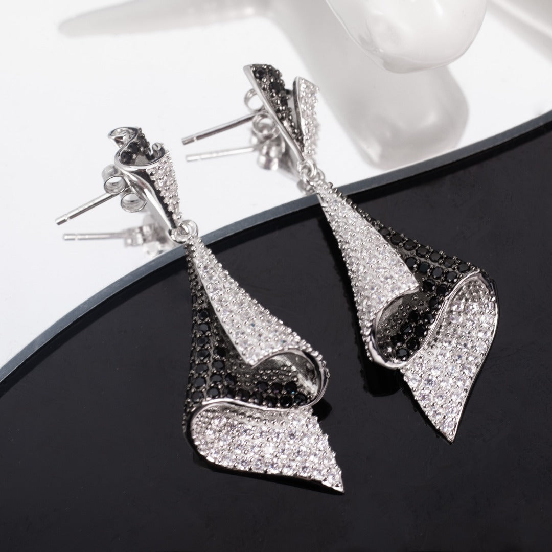 Boucles d'oreilles géométriques pavées 6181