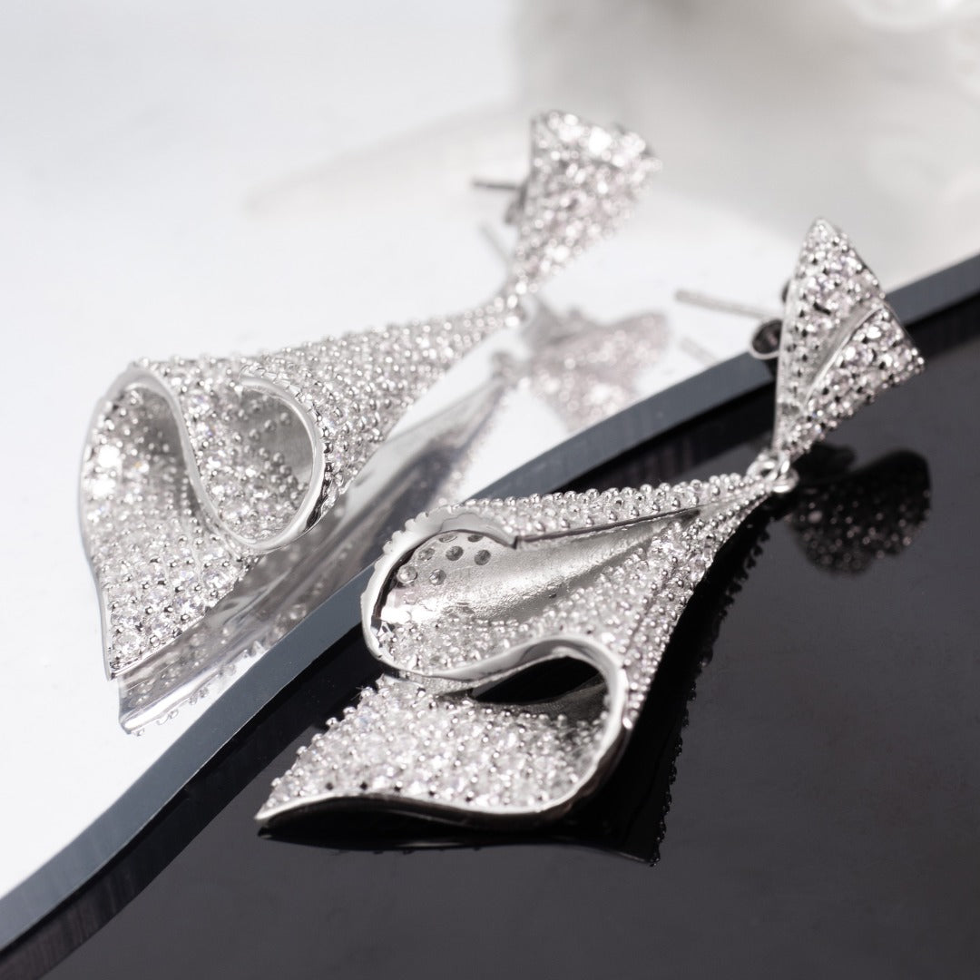 Boucles d'oreilles géométriques pavées 6181