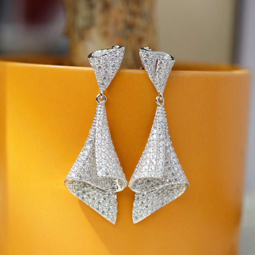 Boucles d'oreilles géométriques pavées 6181