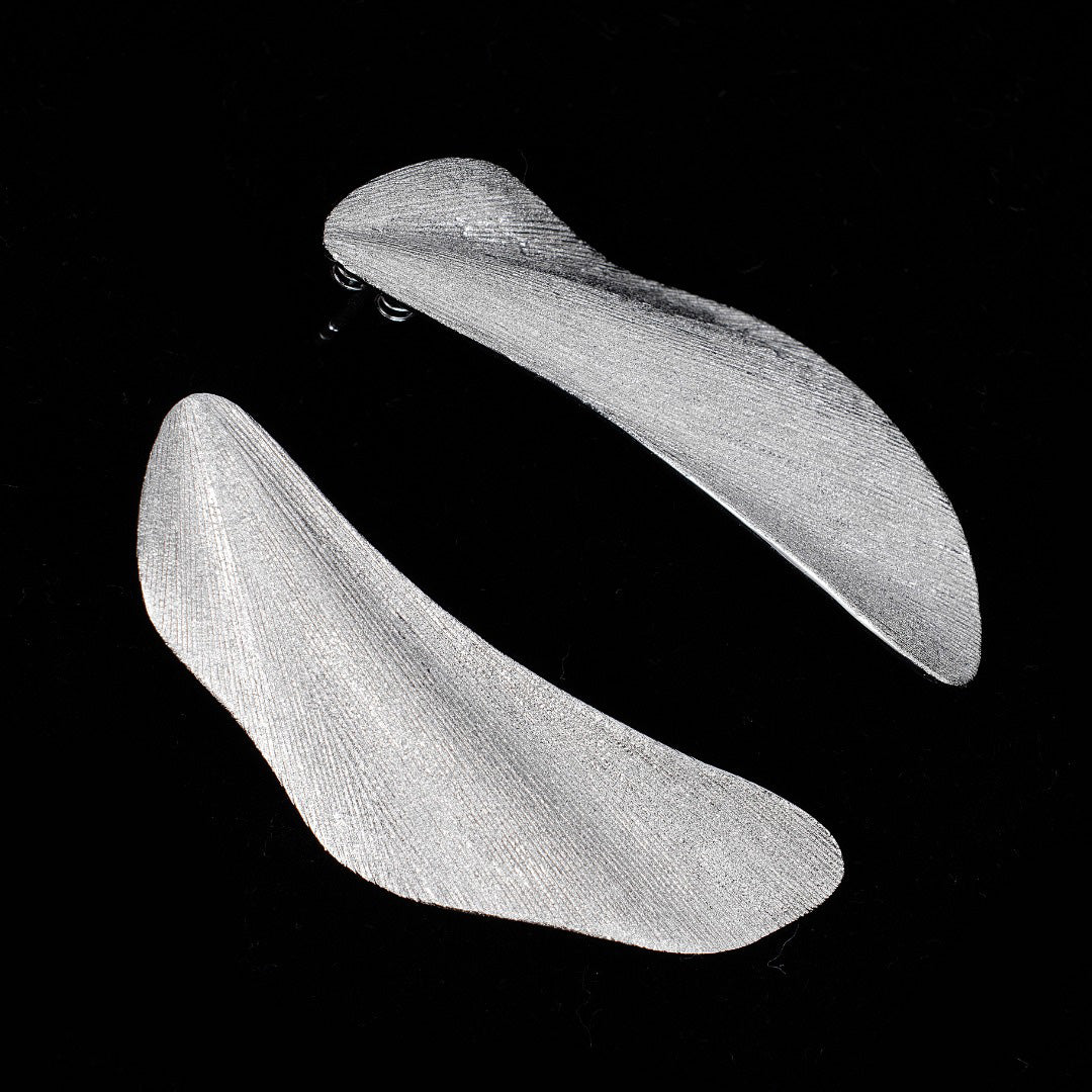 Boucles d'oreilles longues irrégulières mates 6184