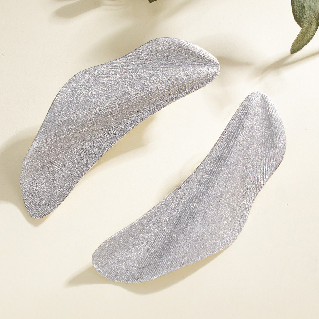 Boucles d'oreilles longues irrégulières mates 6184