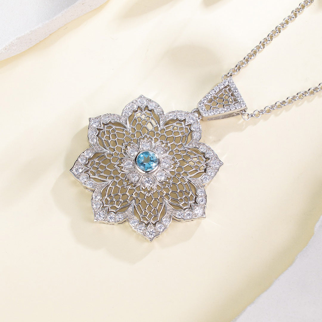 Collier de fleurs aériennes 6190