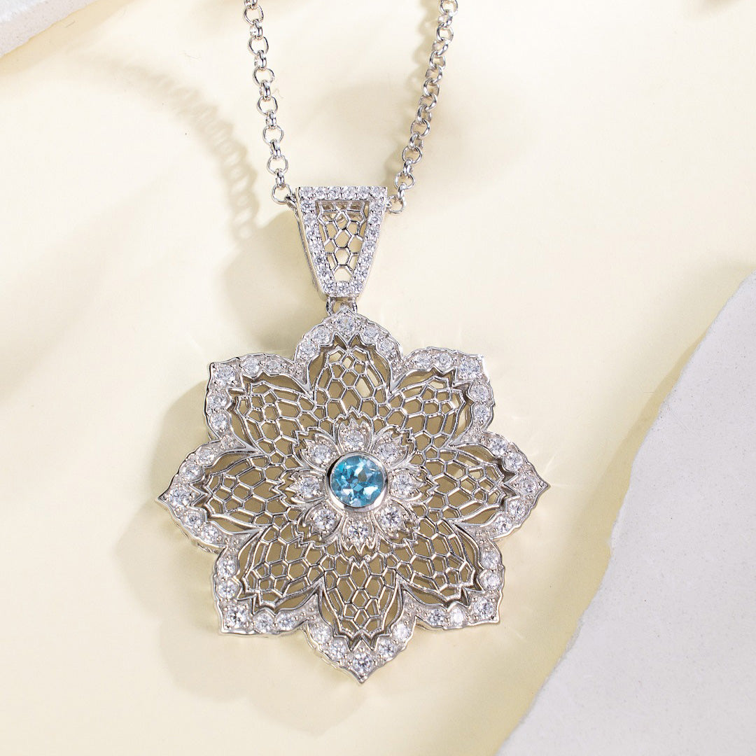 Collier de fleurs aériennes 6190