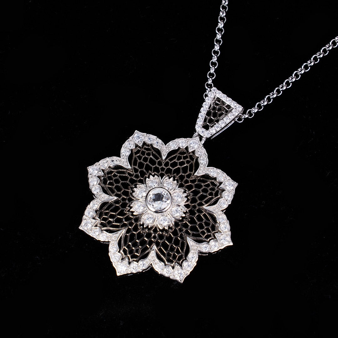 Collier de fleurs aériennes 6190