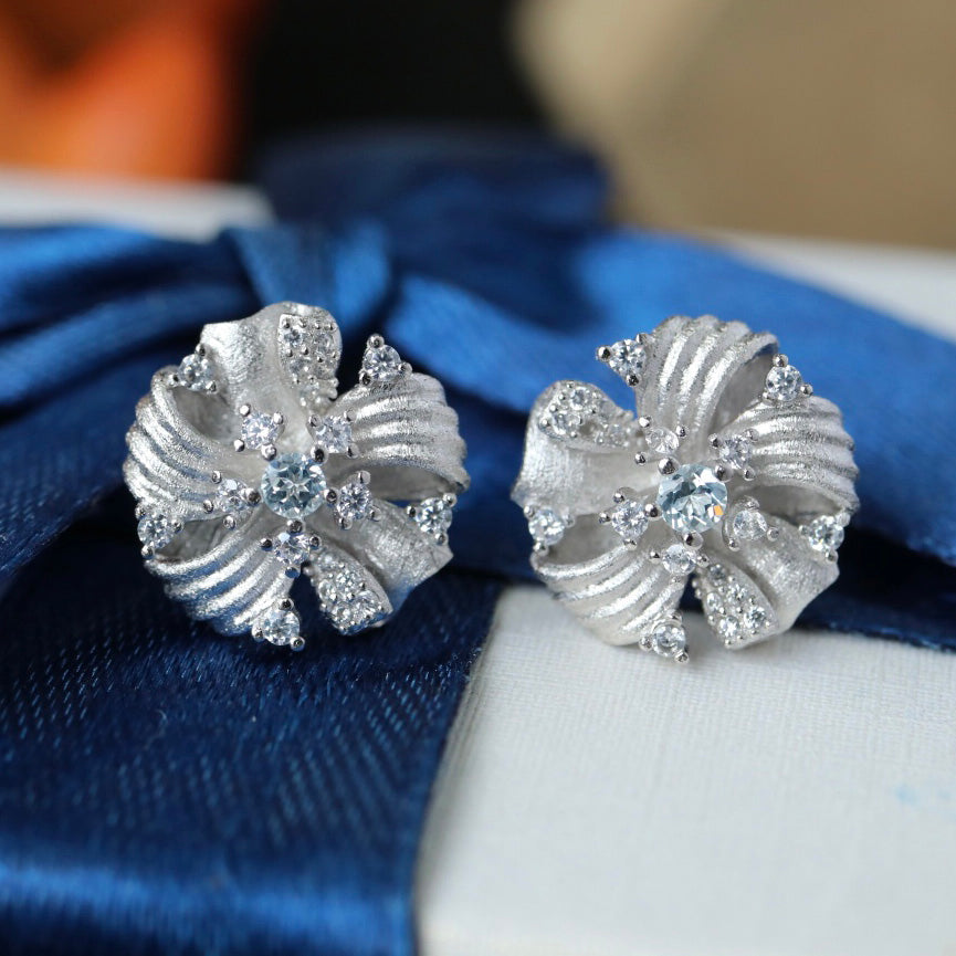 Boucles d'oreilles florales en tissu 6383