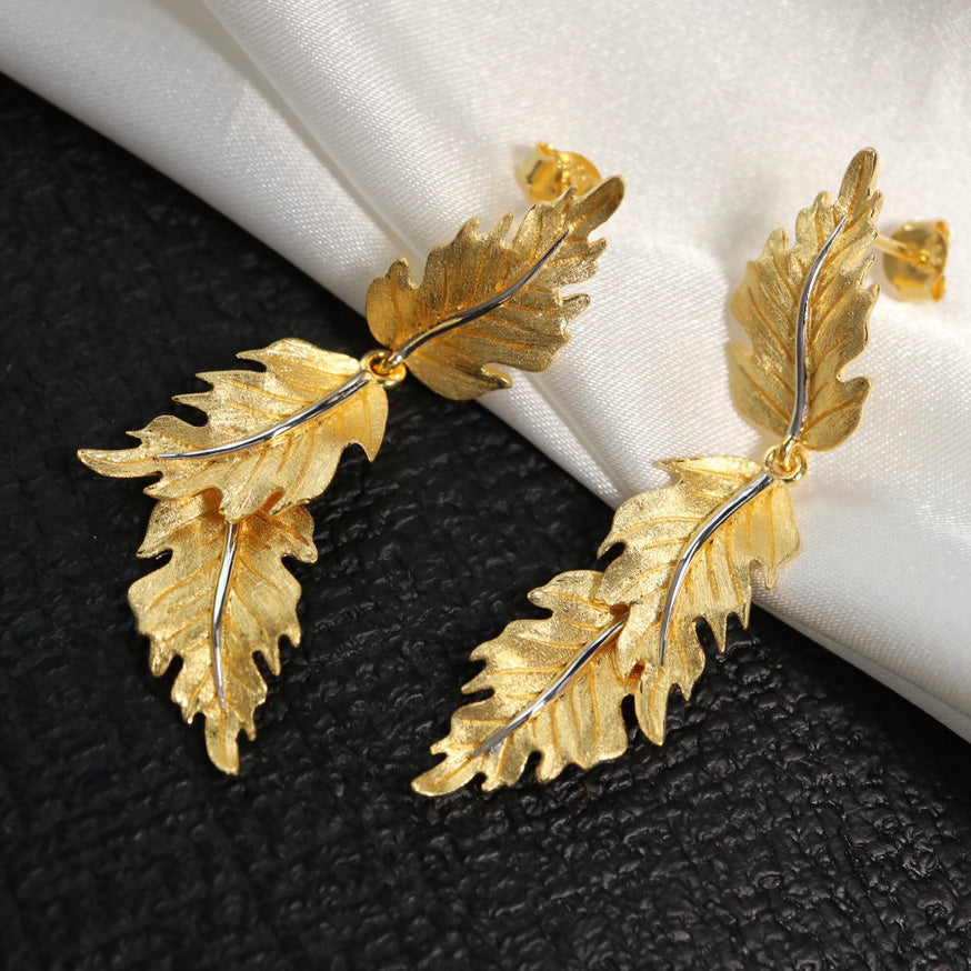 Boucles d'oreilles soyeuses à longues feuilles 6239