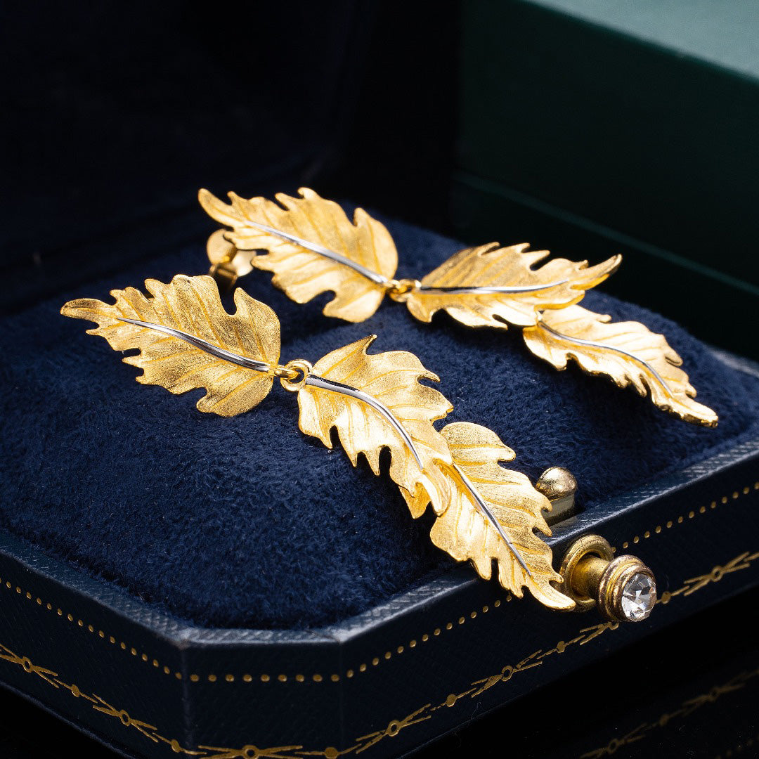 Boucles d'oreilles soyeuses à longues feuilles 6239