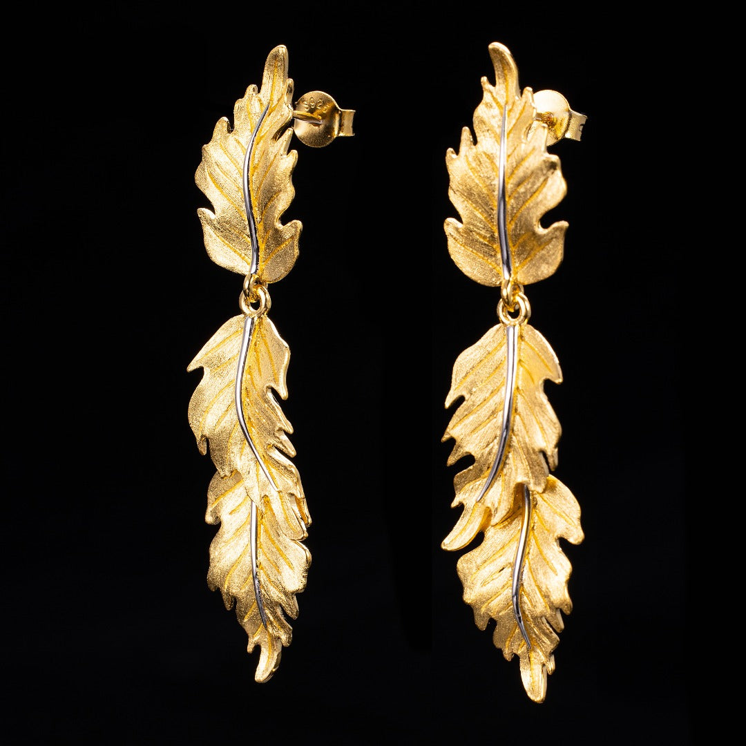 Boucles d'oreilles soyeuses à longues feuilles 6239