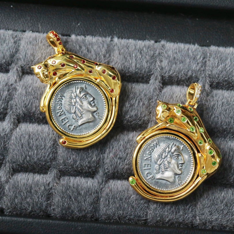 Pendentif léopard pièce de monnaie romaine 6353