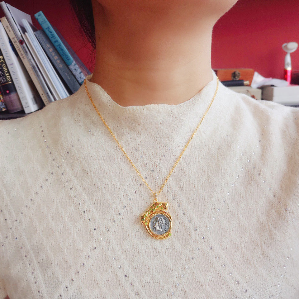 Pendentif léopard pièce de monnaie romaine 6353