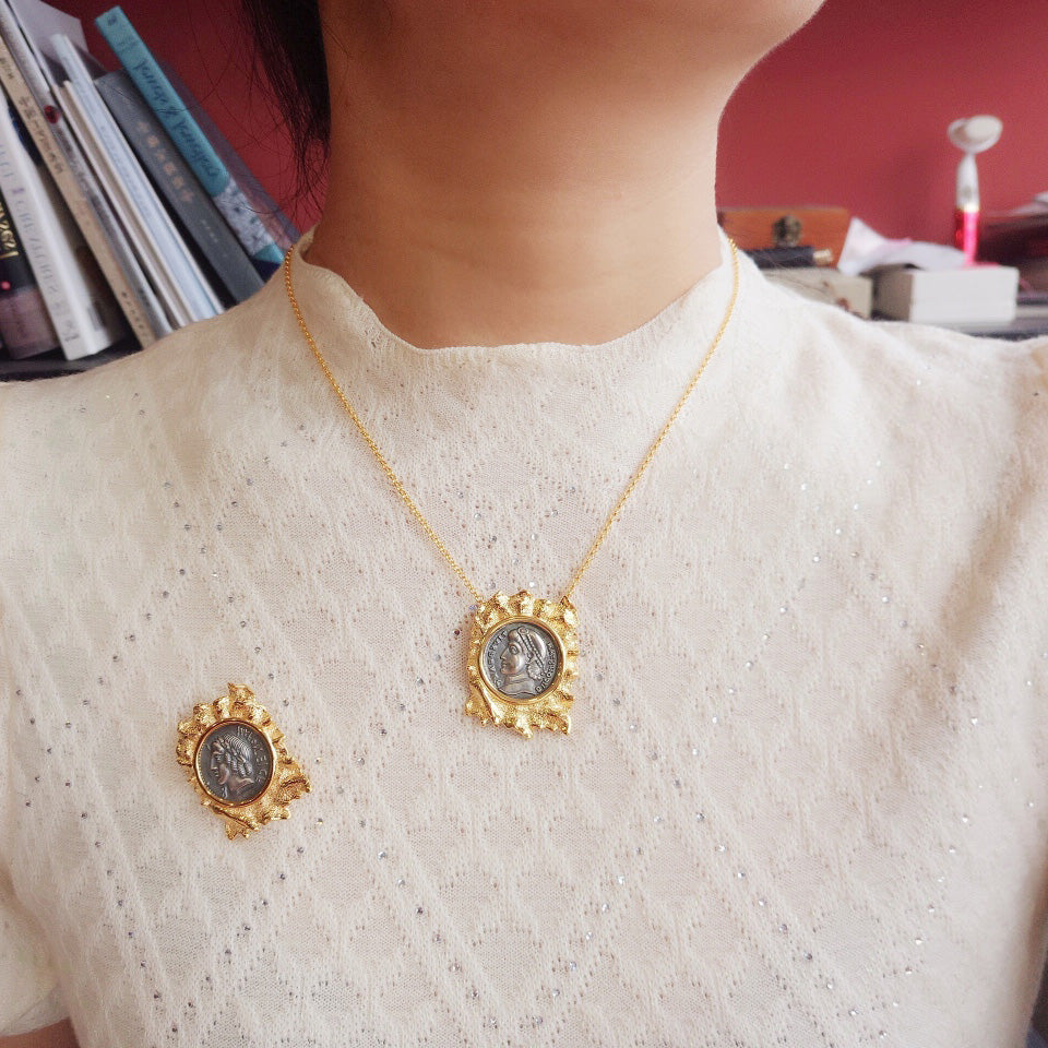 Pendentif à grosse épingle en pièce de monnaie romaine 6354