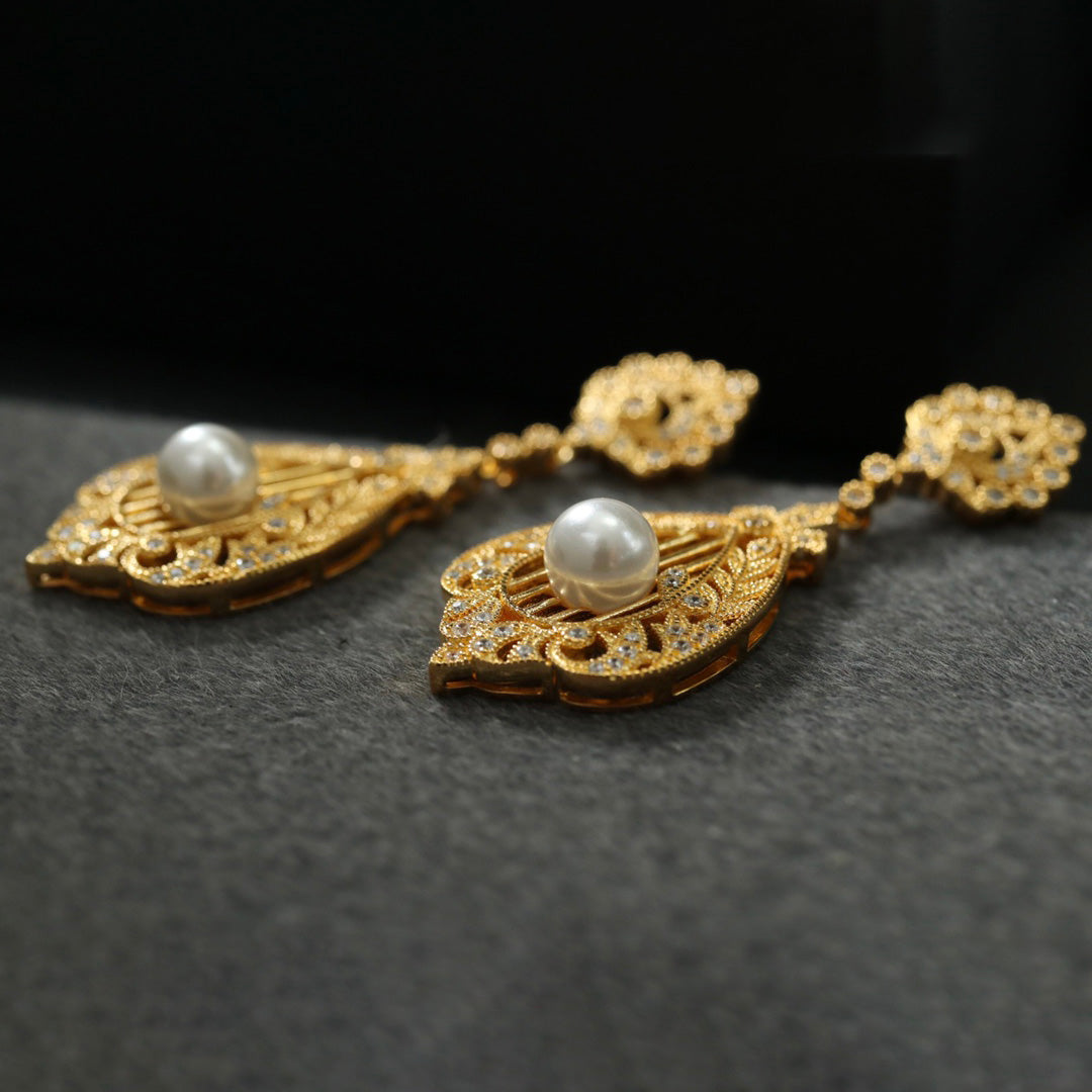 Boucles d'oreilles en perles filigranes florales 6367