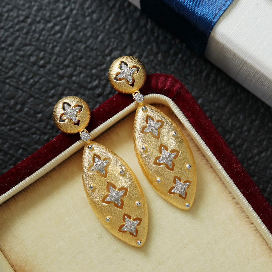 Boucles D'Oreilles Longues Ajourées Étoilées 6411