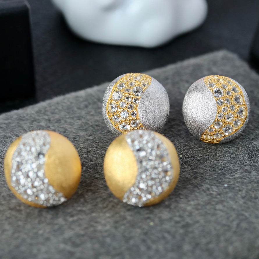 Boucles d'oreilles brossées à bande pavée 6416