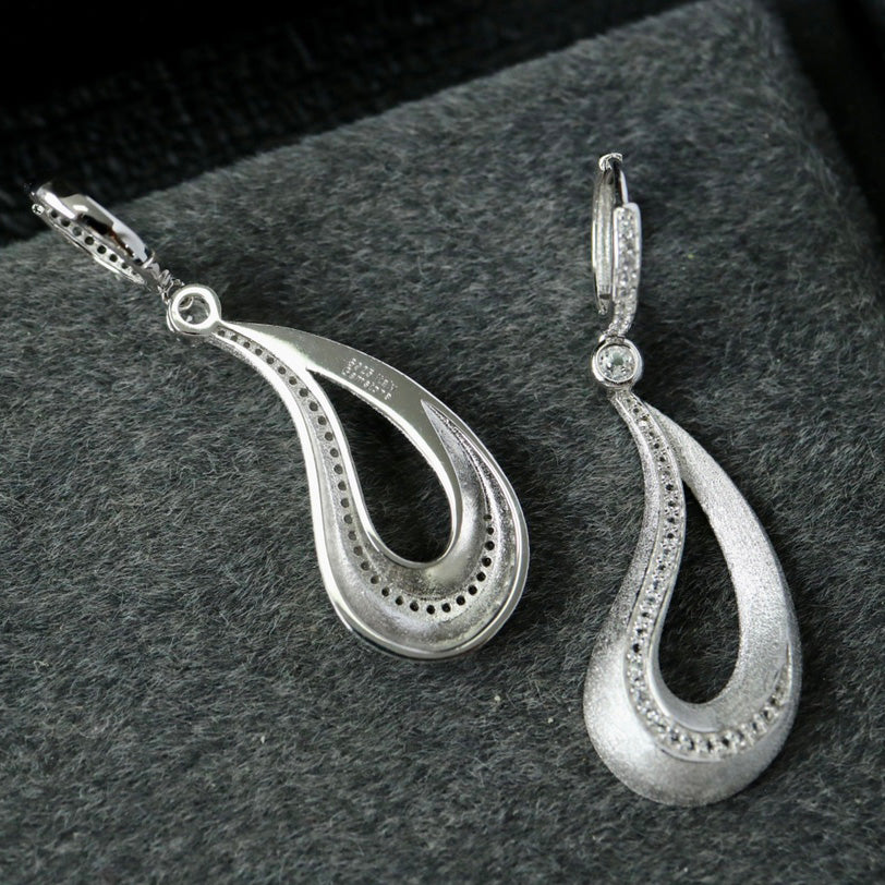 Boucles d'oreilles pendantes irrégulières mates 6417