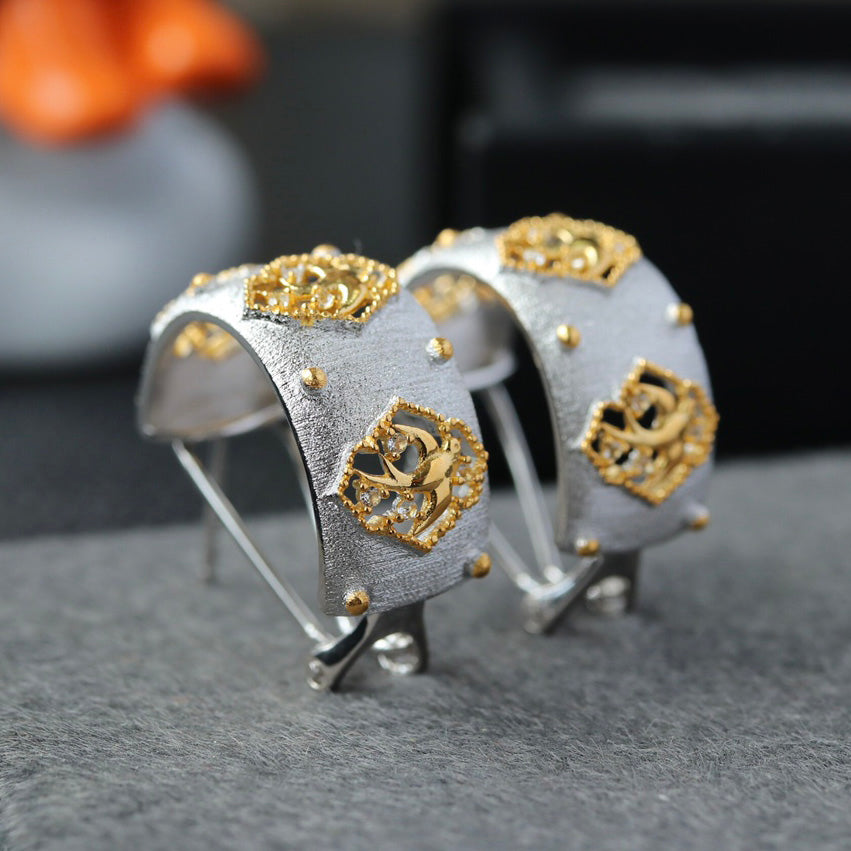Boucles d'oreilles hirondelle ajourées soyeuses 6441
