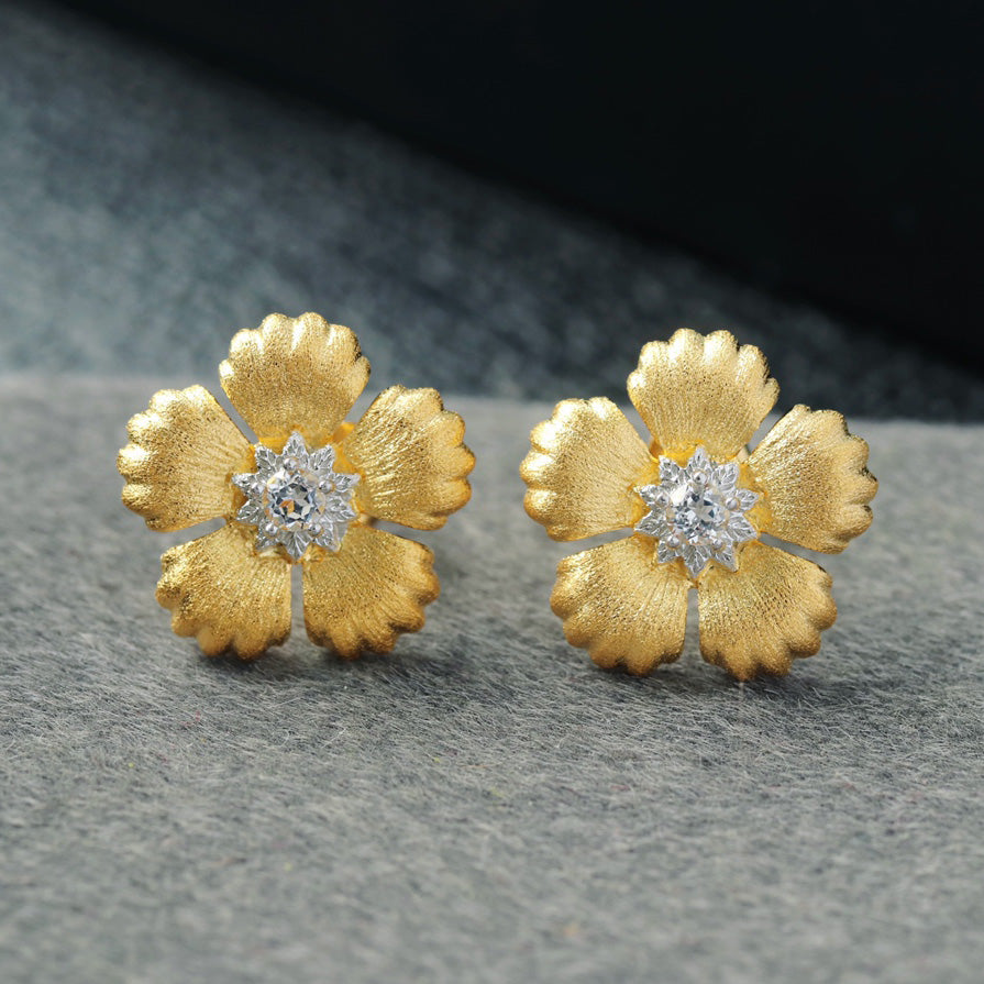 Boucles d'oreilles fleurs soyeuses 6449