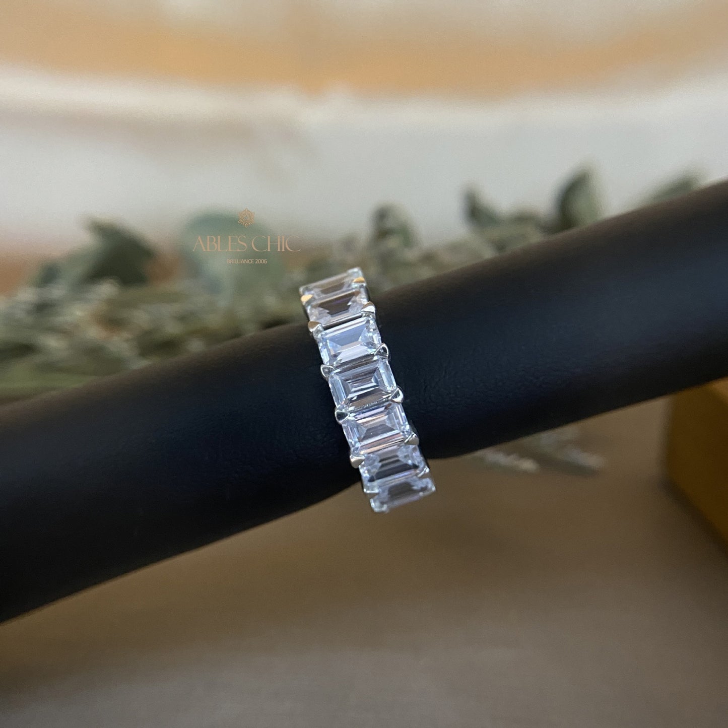 Alliance oblongue en diamant R0941