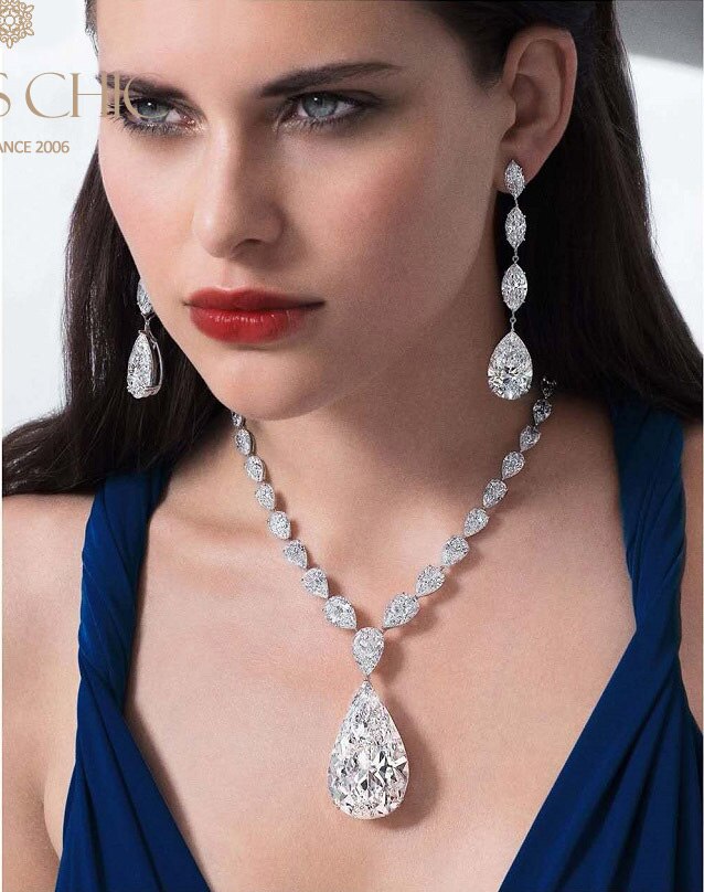 Collier de mariées en tourmaline blanche B0507