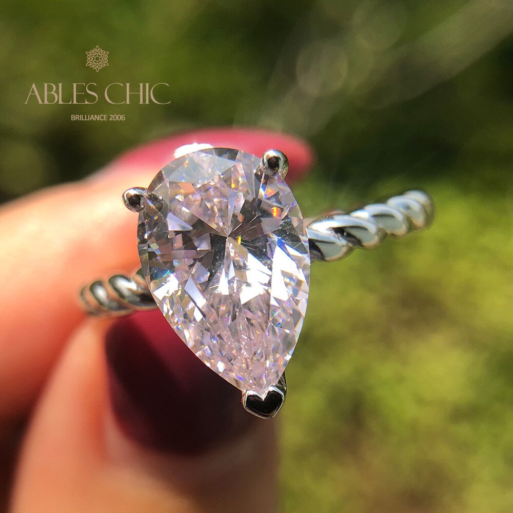 Bague de fiançailles solitaire avec pierres précieuses R0892