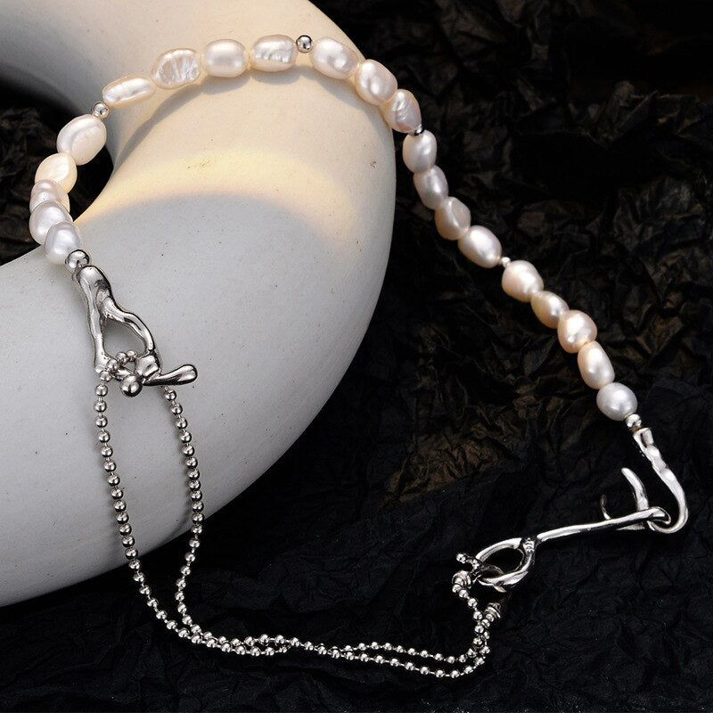 Collier irrégulier de perles baroques N1044