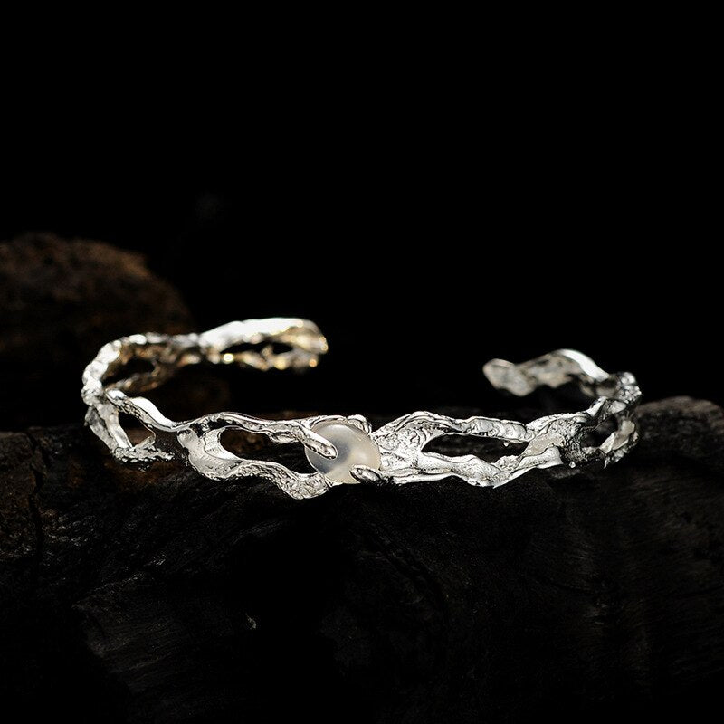 Bracelet froissé en agate blanche B1021