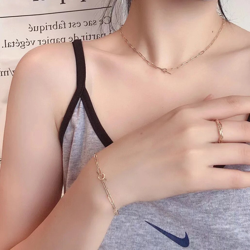 Collier barre en T à chaîne étirée moletée