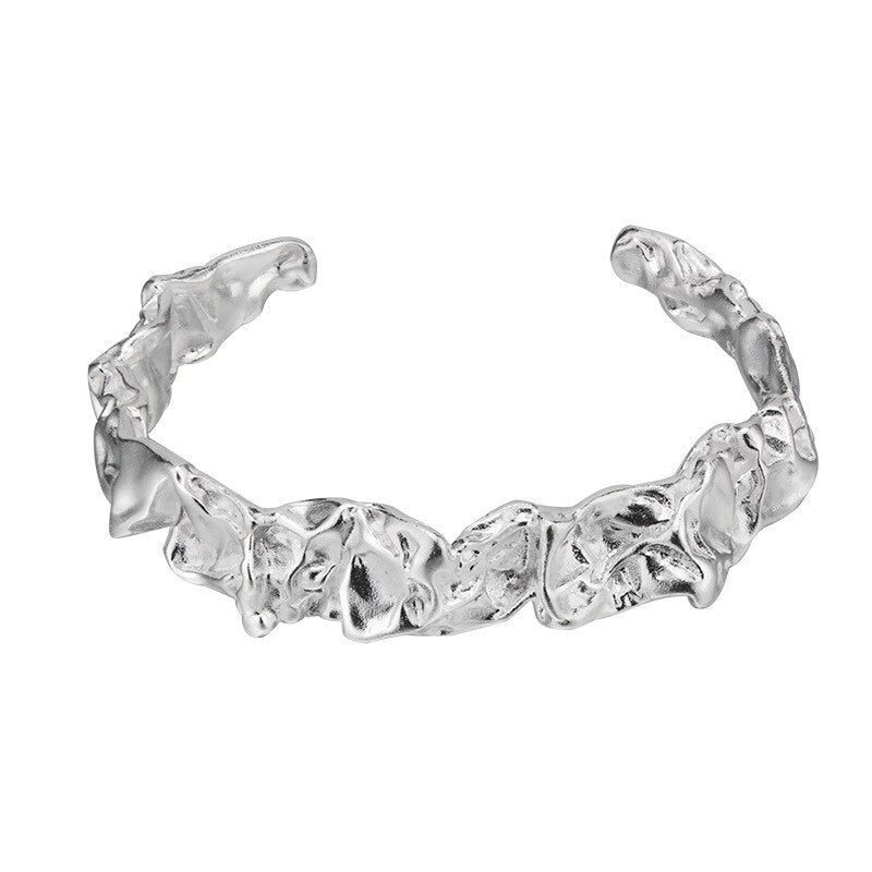 Bracelet ouvert à texture froissée B1040
