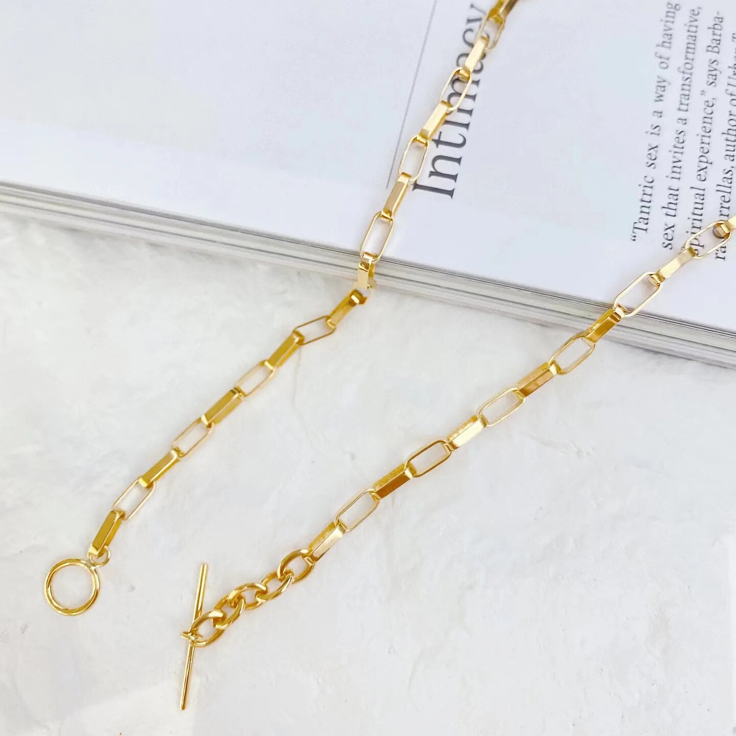 Collier à chaîne allongée épaisse