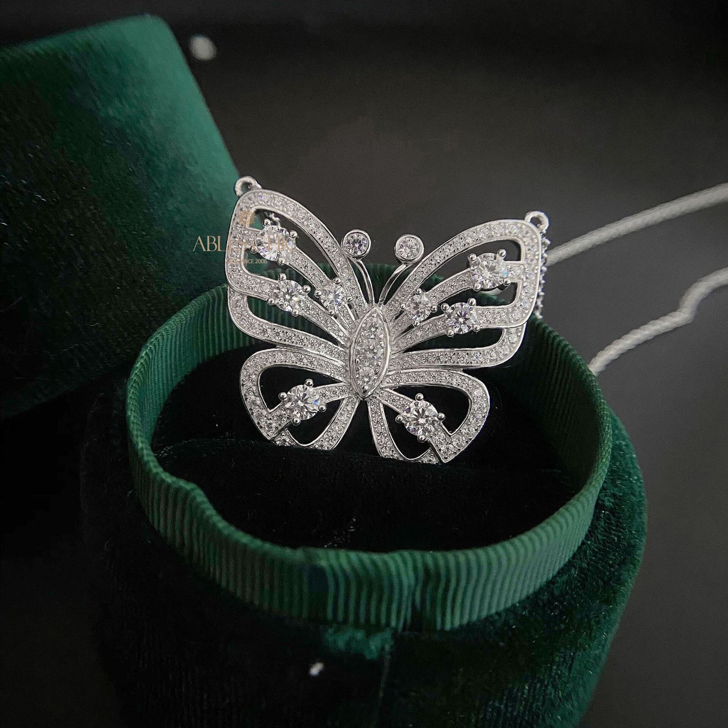 Collier Papillon Pavé P0638