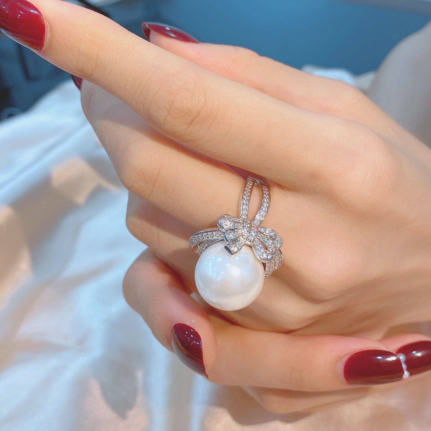 Bague solitaire nœud papillon en nacre R1168