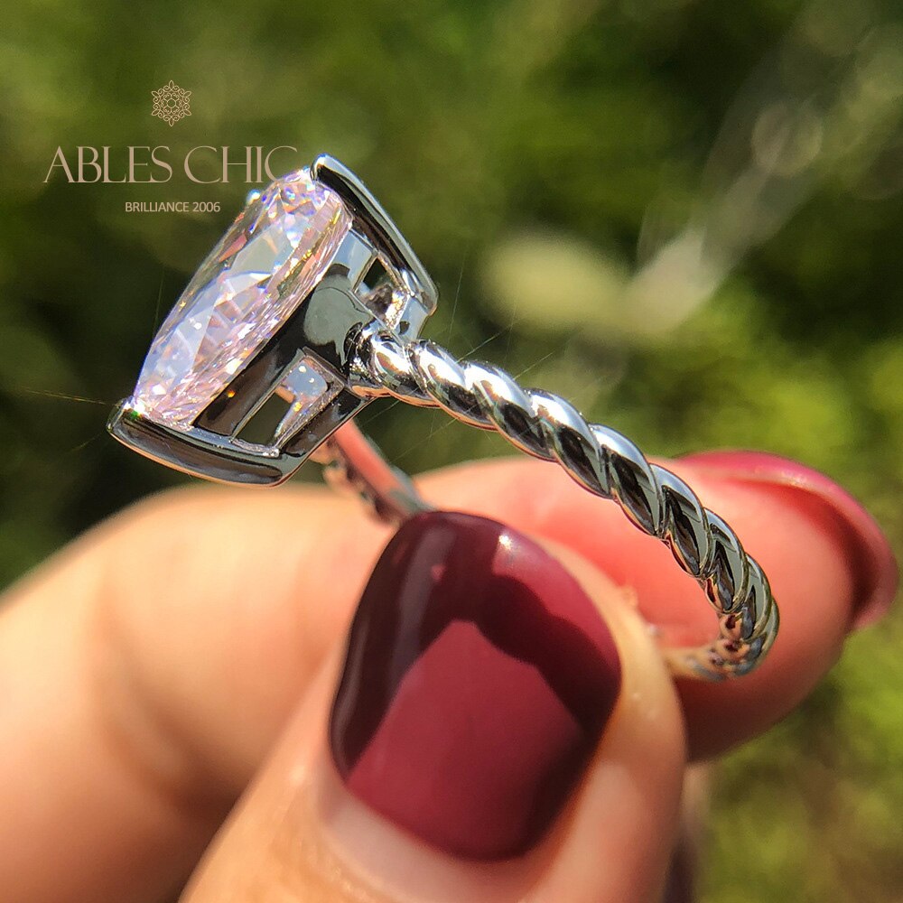 Bague de fiançailles solitaire avec pierres précieuses R0892