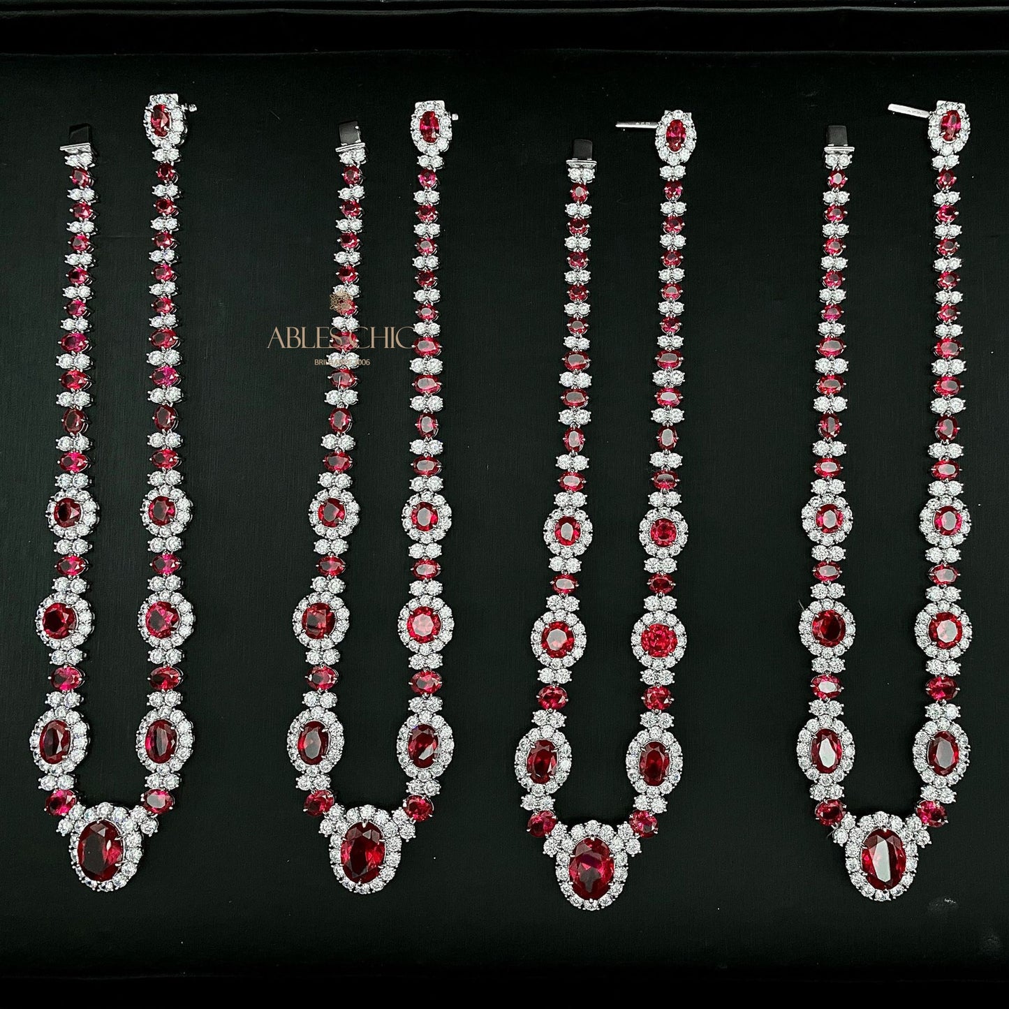 Colliers guirlande de rubis P0604