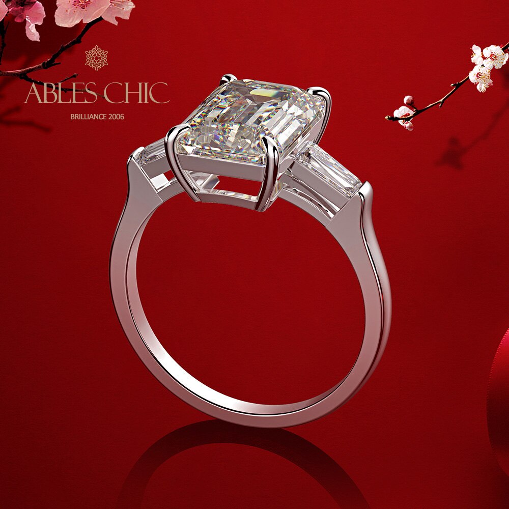 Bague de fiançailles carrée taille émeraude R0895