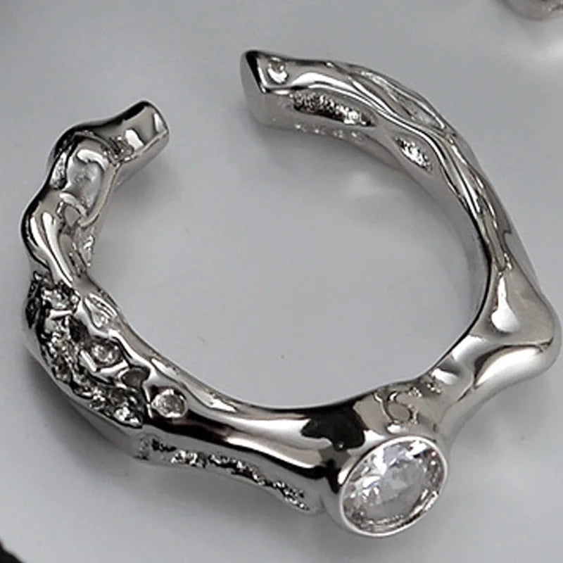 Bague CZ à texture extraterrestre R1252