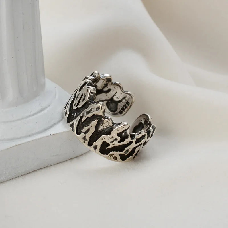 Bague large à texture antique R1228