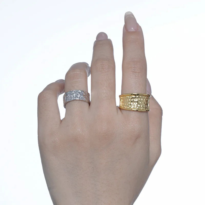 Bague Irrégulière Points Battus R110