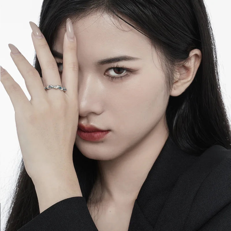 Bague irrégulière en émail bleu R1162