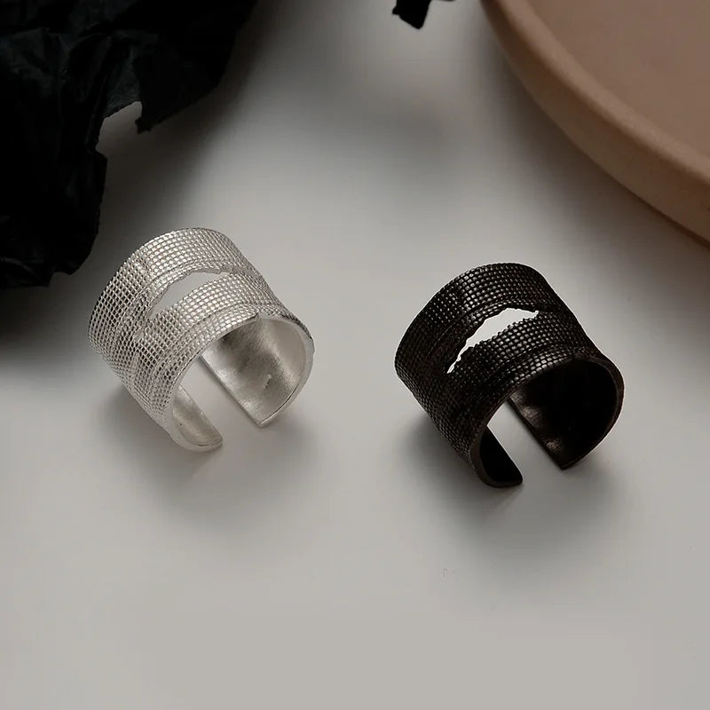 Anneau large et robuste tressé R1256
