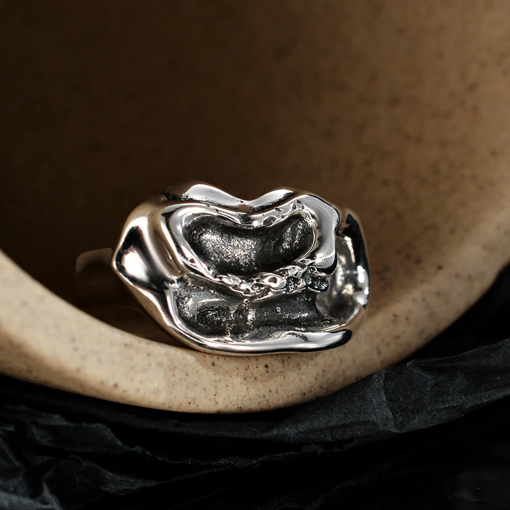 Grosse bague antique irrégulière R1235