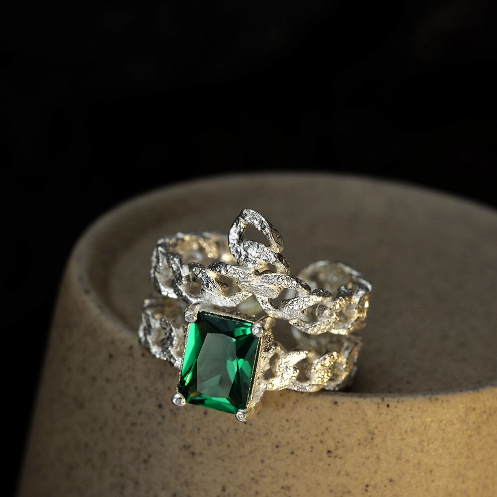 Bague ouverte texturée en zircon émeraude R1165